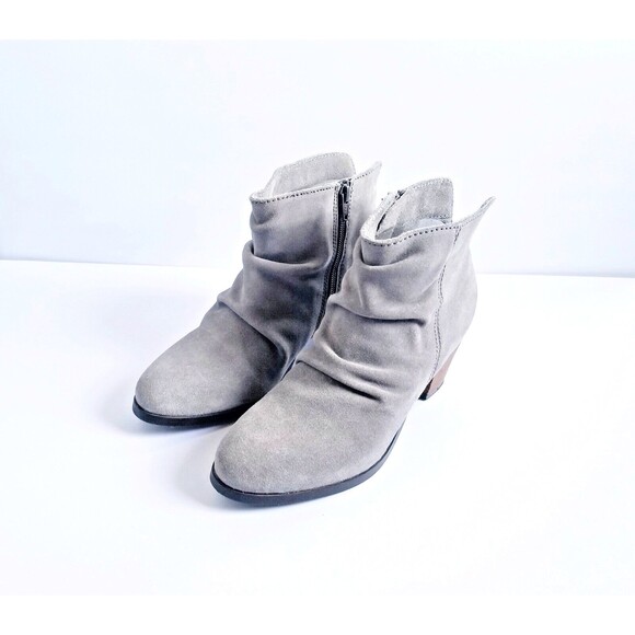 DIBA Women's Sandra Gray Suede Booties Sz 8 Heeled Ankle Boots - Picture 2 of 13